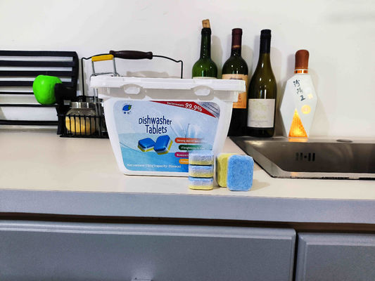 Tabletas de lavaplatos sostenibles con un potente detergente 3 en 1 para platos limpios y espumosos